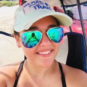 Meet your Posher, Cassie